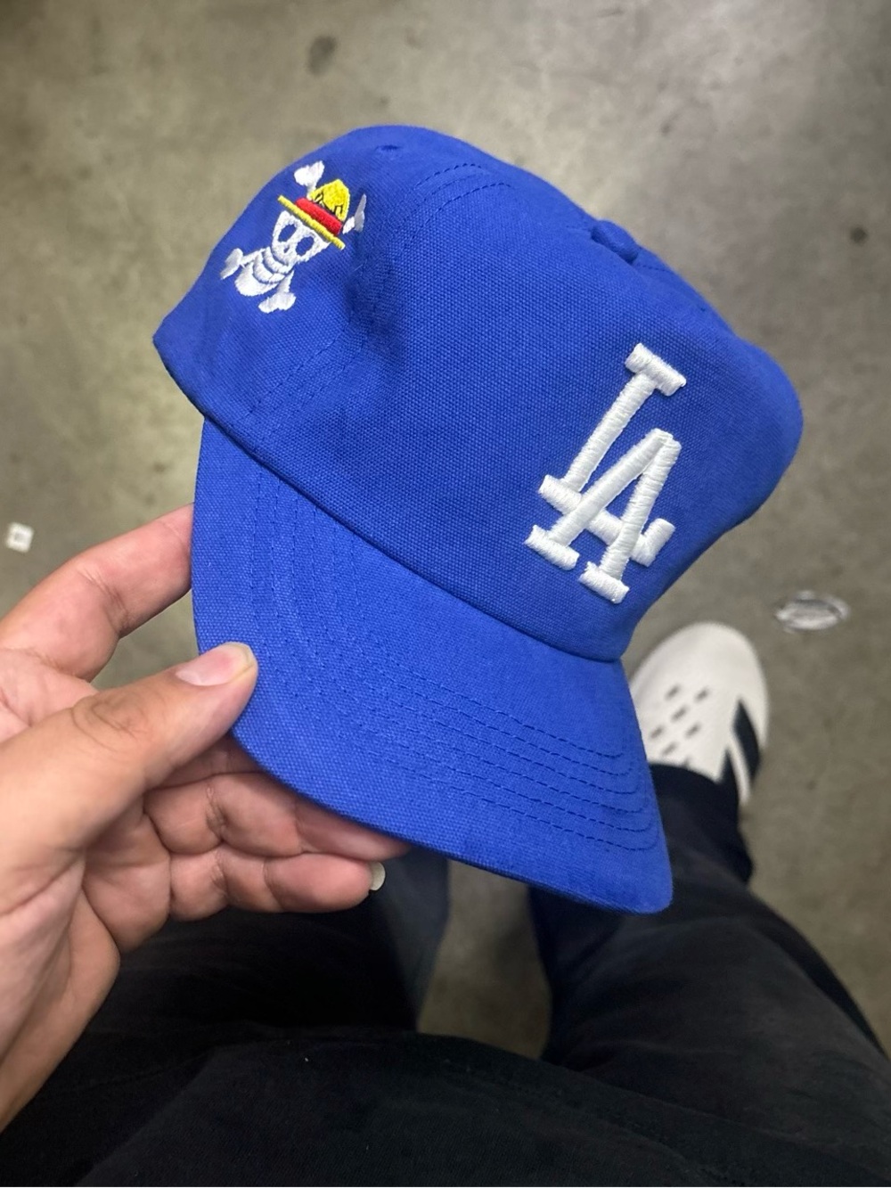 One piece LA Dodgers cap